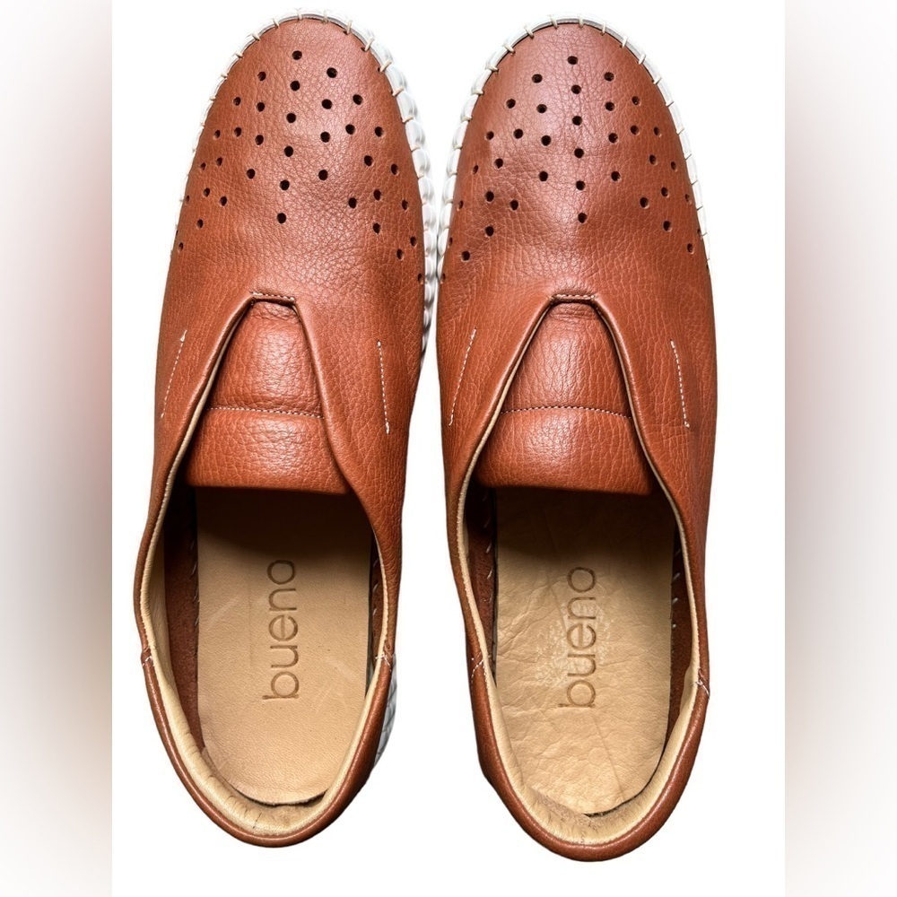 Bueno Womens Size 42 US 11- 11.5Denmark Buttery Leather Slip-On Sneakers Tan. - Picture 4 of 9
